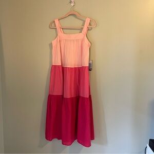 Pink tiered midi dress